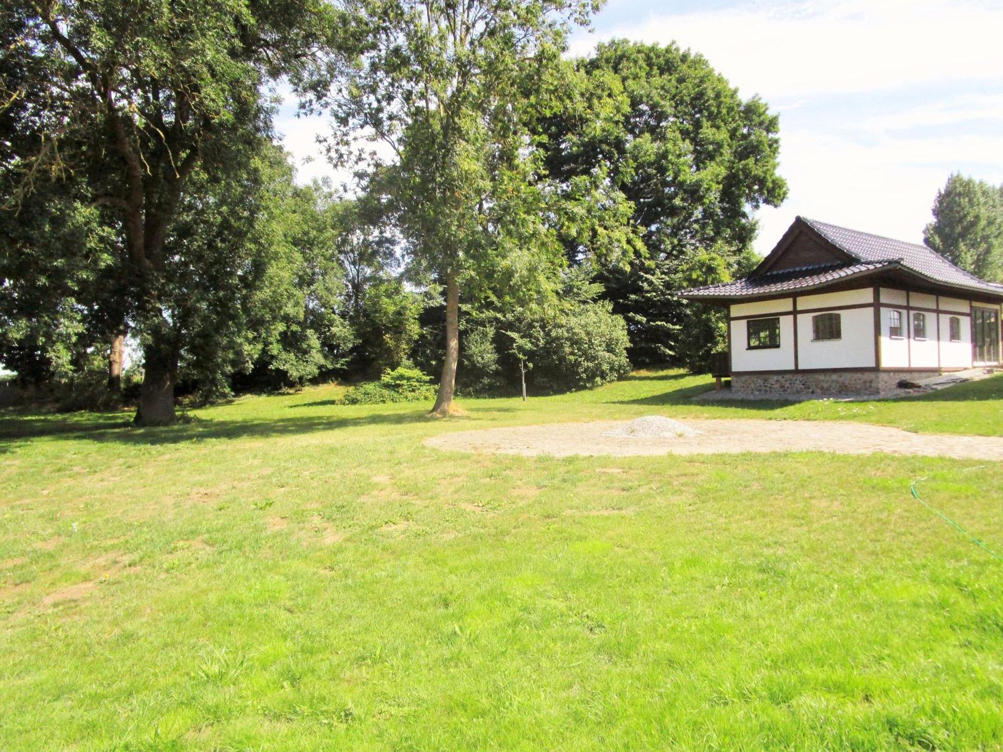 Gutshof Dornbusch Fewo 2 - Seefahrer Kropelin Exterior photo